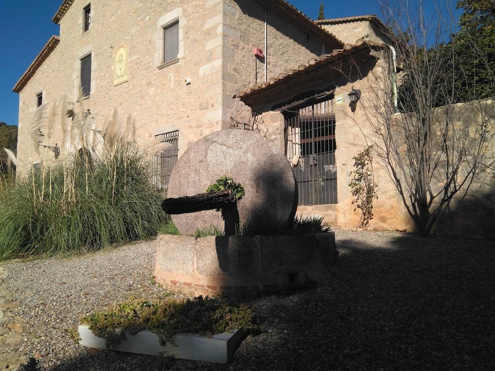 Hotel Masia Can Vive Cabrera de Mar Exterior foto